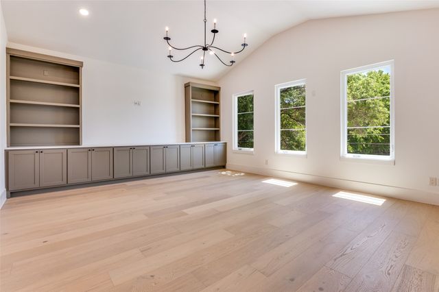 4207 Bonham Street, Dallas, TX 75229