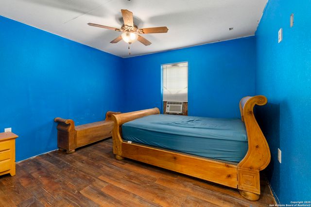 551 Peaceful Ln, San Antonio, TX 78264