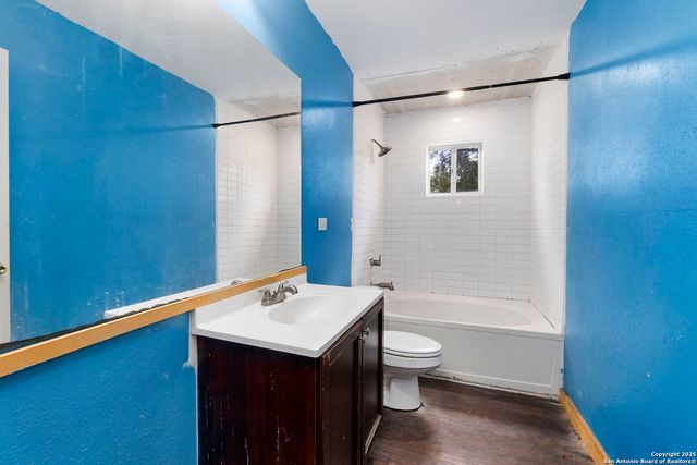 551 Peaceful Ln, San Antonio, TX 78264