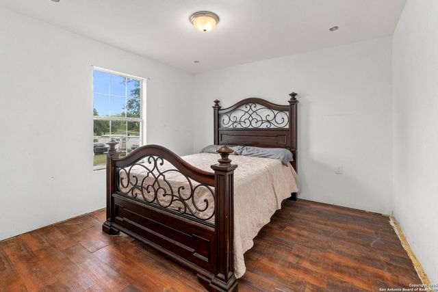 551 Peaceful Ln, San Antonio, TX 78264