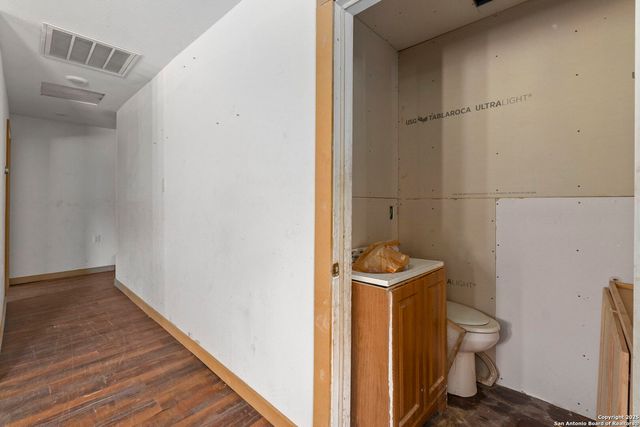 551 Peaceful Ln, San Antonio, TX 78264