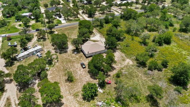 551 Peaceful Ln, San Antonio, TX 78264