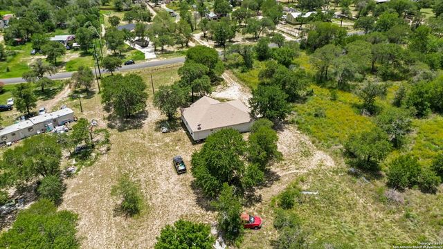 551 Peaceful Ln, San Antonio, TX 78264