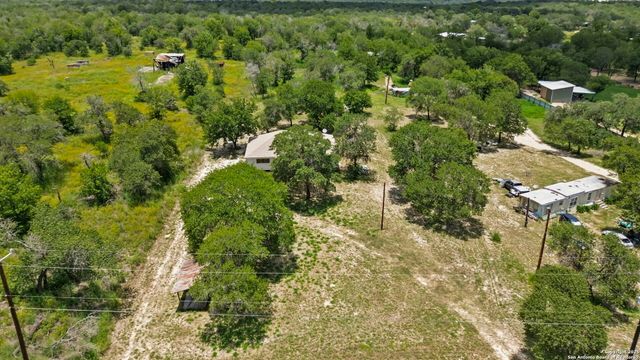 551 Peaceful Ln, San Antonio, TX 78264