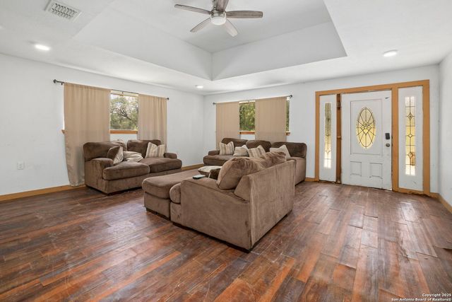 551 Peaceful Ln, San Antonio, TX 78264