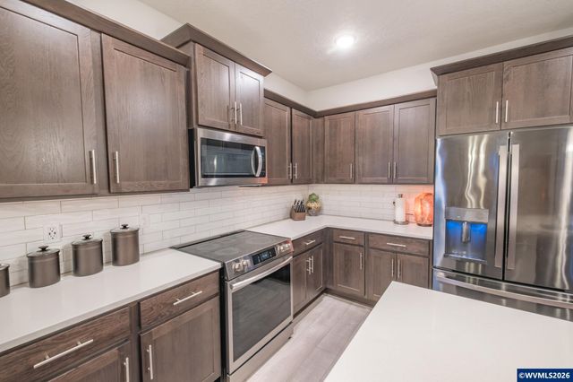 6351 NE Ramble St, Albany, OR 97321