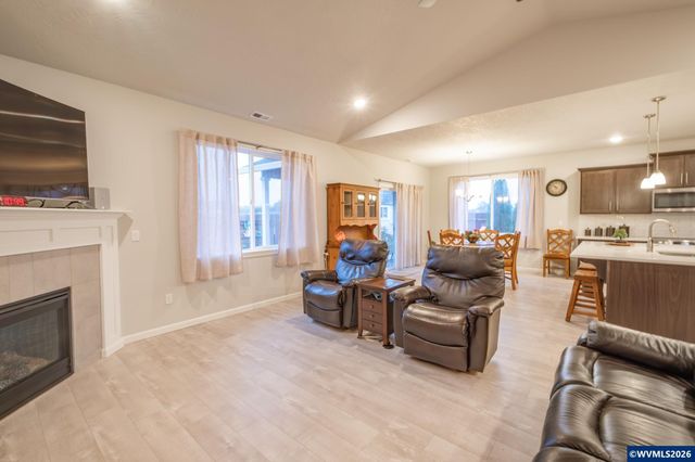 6351 NE Ramble St, Albany, OR 97321