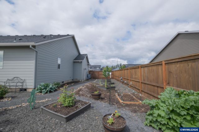 6351 NE Ramble St, Albany, OR 97321