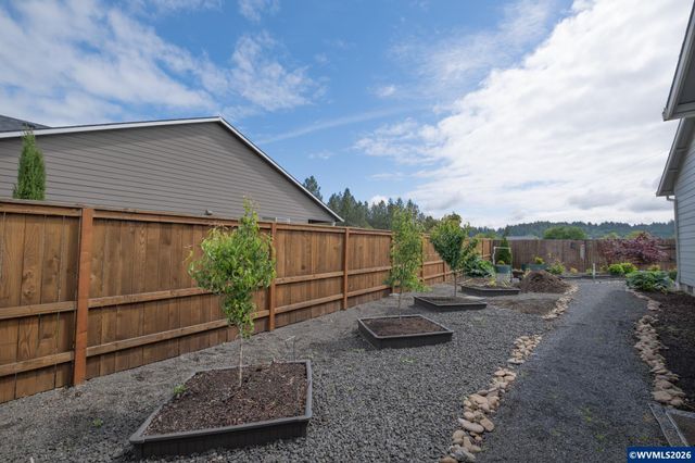 6351 NE Ramble St, Albany, OR 97321