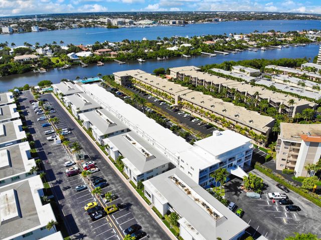 4201 S Ocean Boulevard J4, South Palm Beach, FL 33480