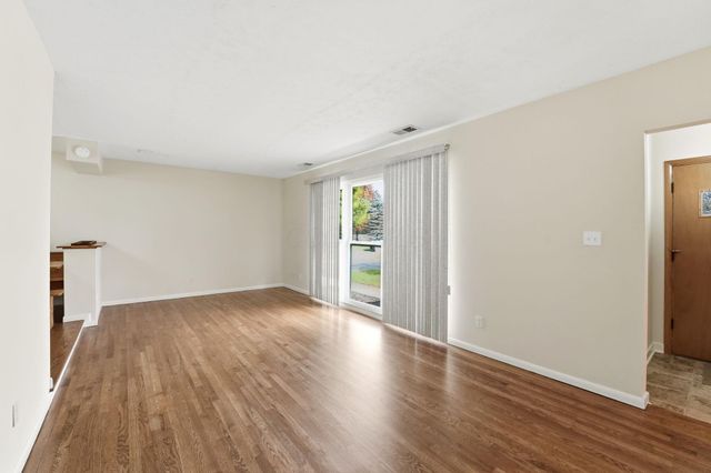 854 S Section Line Road, Delaware, OH 43015