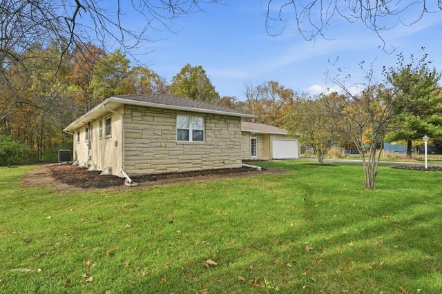 854 S Section Line Road, Delaware, OH 43015