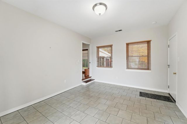 854 S Section Line Road, Delaware, OH 43015