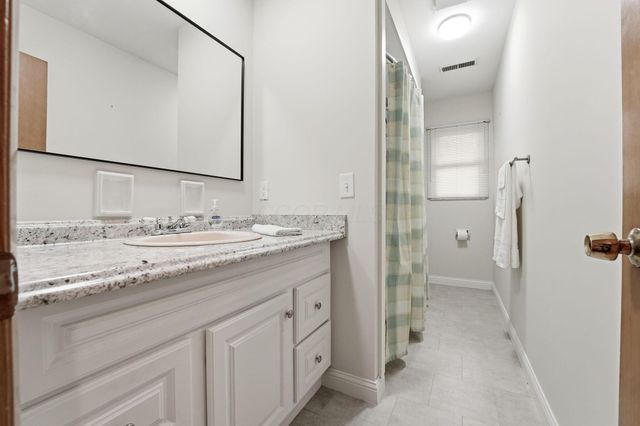 854 S Section Line Road, Delaware, OH 43015