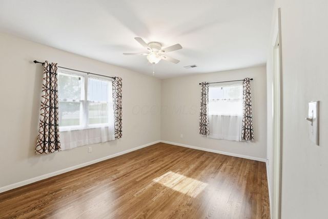 854 S Section Line Road, Delaware, OH 43015