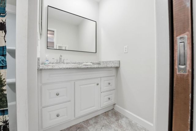 854 S Section Line Road, Delaware, OH 43015