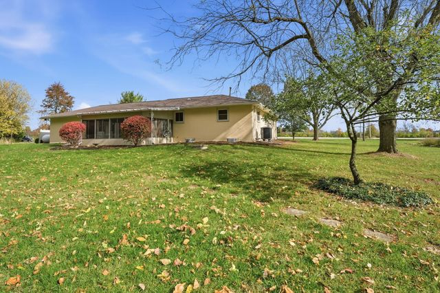 854 S Section Line Road, Delaware, OH 43015