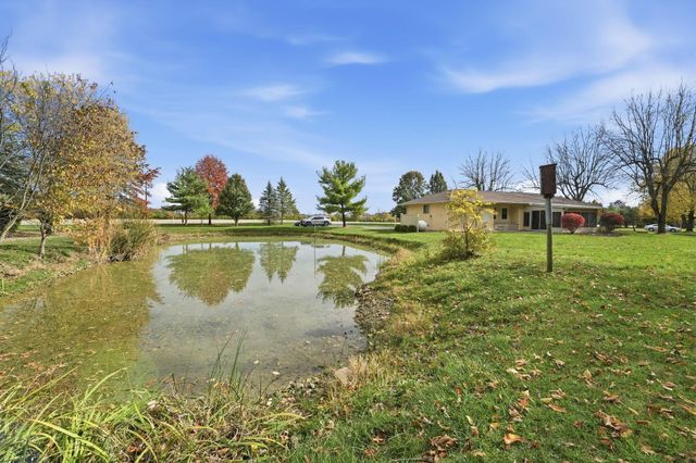 854 S Section Line Road, Delaware, OH 43015