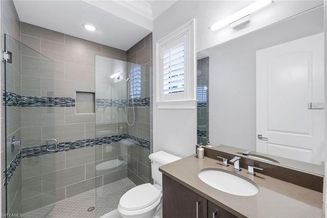 3828 Isla Del Sol WAY, Naples, FL 34114