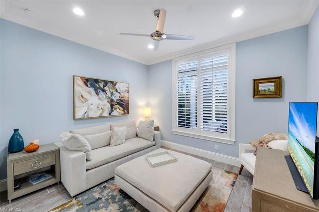 3828 Isla Del Sol WAY, Naples, FL 34114