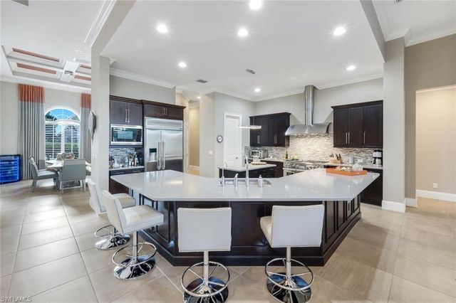 3828 Isla Del Sol WAY, Naples, FL 34114