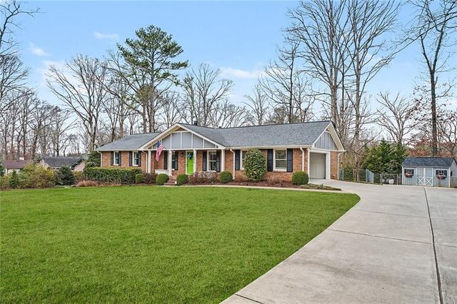 3690 Hickory SE Circle, Smyrna, GA 30080