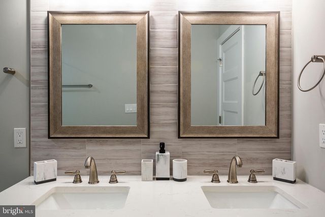 2242 N REESE ST, Philadelphia, PA 19133