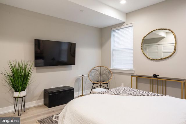 2242 N REESE ST, Philadelphia, PA 19133