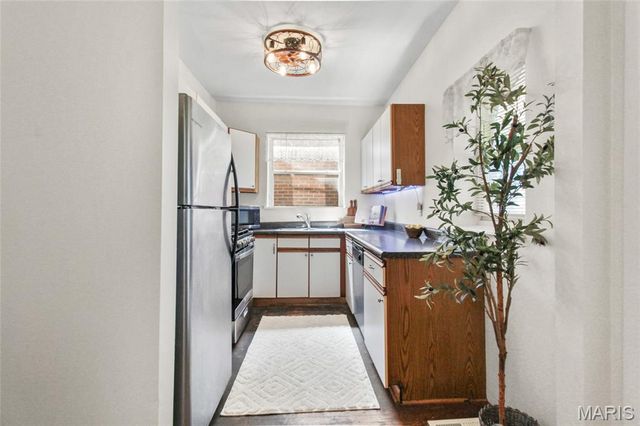 4930 Nagel Avenue, St Louis, MO 63109