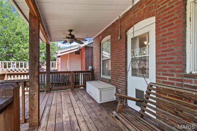 4930 Nagel Avenue, St Louis, MO 63109