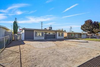 1052 W Avenue J15, Lancaster, CA 93534