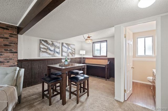 3606 Hi Lure Drive, Lake Orion, MI 48360