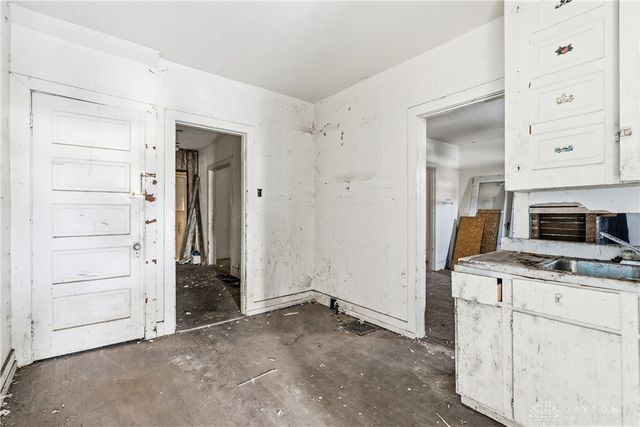 30 Brenner Avenue, Dayton, OH 45403