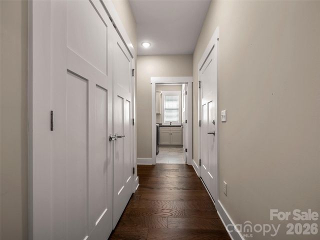 217 Hogans View Circle, Hendersonville, NC 28739