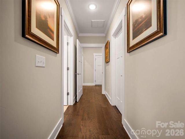 217 Hogans View Circle, Hendersonville, NC 28739