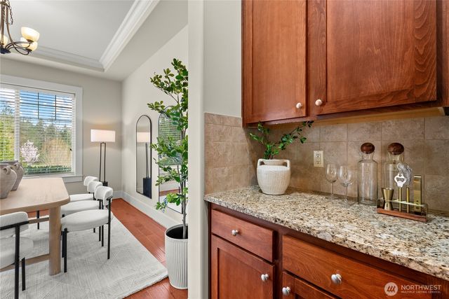 1980 208th Place Southeast, Sammamish, WA 98075