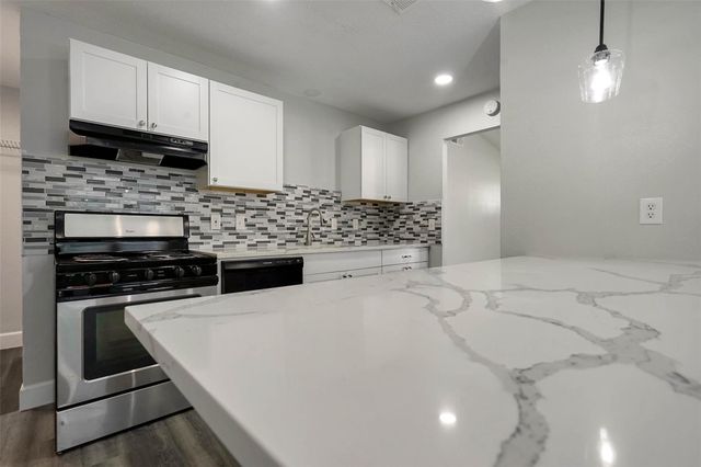 9 Becca Court A, Brookshire, TX 77423