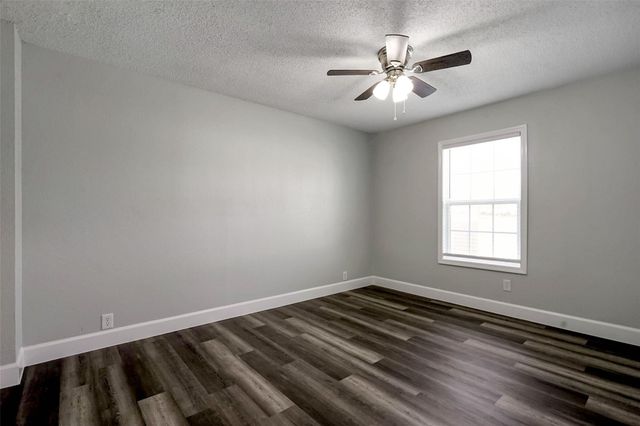 9 Becca Court A, Brookshire, TX 77423