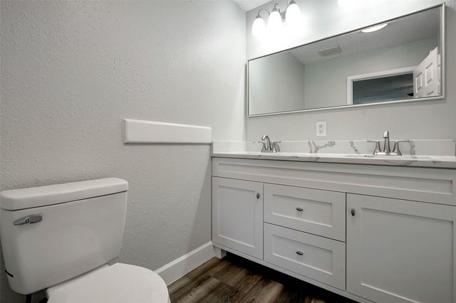 9 Becca Court A, Brookshire, TX 77423