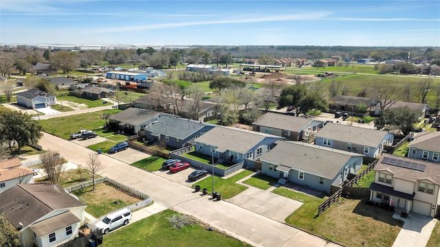 9 Becca Court A, Brookshire, TX 77423