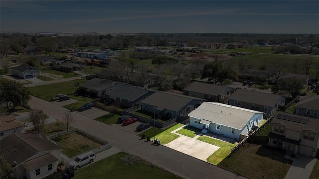 9 Becca Court A, Brookshire, TX 77423