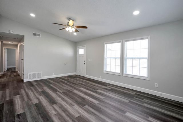 9 Becca Court A, Brookshire, TX 77423