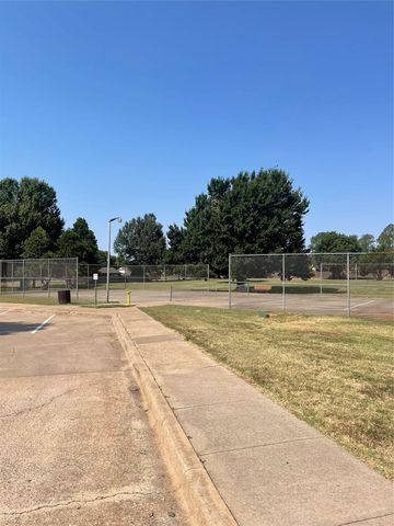 403 Lanes Turn, Edmond, OK 73003