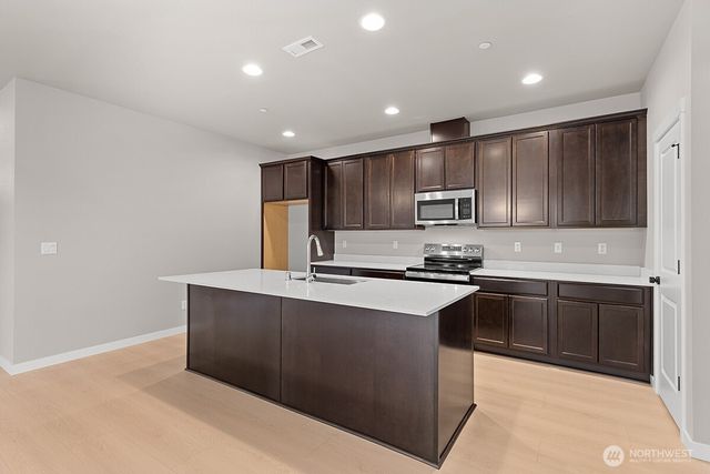 4806 83rd Avenue NE, Marysville, WA 98270