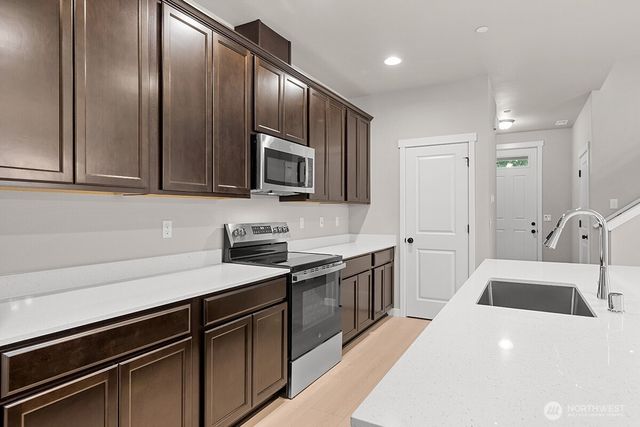 4806 83rd Avenue NE, Marysville, WA 98270