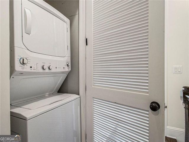4694 Dogwood Alley, Atlanta, GA 30338