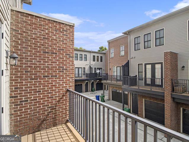 4694 Dogwood Alley, Atlanta, GA 30338