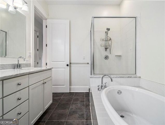 4694 Dogwood Alley, Atlanta, GA 30338