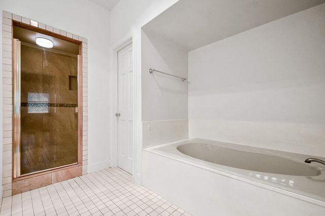3025 Bissonnet Street, Houston, TX 77005
