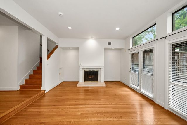 3025 Bissonnet Street, Houston, TX 77005